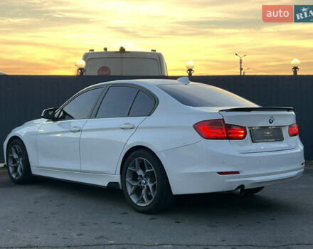 Белый БМВ 3 Серия, объемом двигателя 2 л и пробегом 217 тыс. км за 12800 $, фото 3 на Automoto.ua