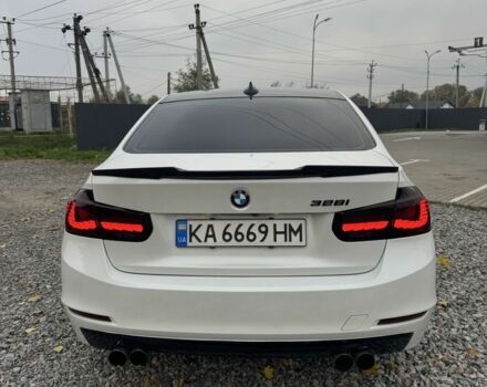 БМВ 3 Серия 2012 в Киеве на Automoto.ua Белый БМВ 3 Серия, объемом двигателя 2 л и пробегом 246 тыс. км за 13000 $, фото 10 на Automoto.ua