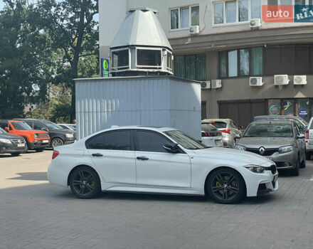 БМВ 3 Серия 2012 в Киеве на Automoto.ua Белый БМВ 3 Серия, объемом двигателя 2 л и пробегом 245 тыс. км за 13500 $, фото 14 на Automoto.ua