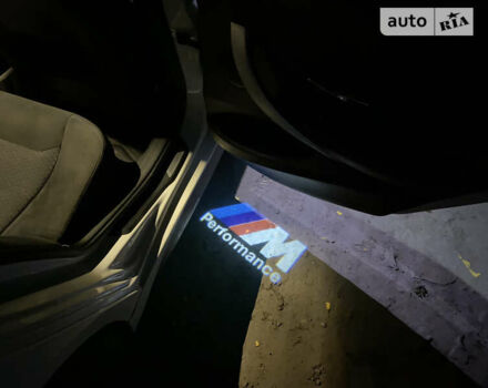 Белый БМВ 3 Серия, объемом двигателя 2 л и пробегом 152 тыс. км за 12000 $, фото 4 на Automoto.ua