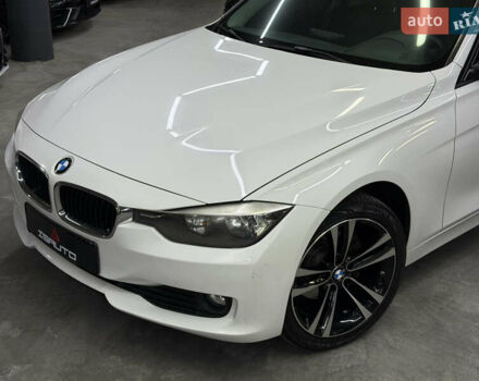 БМВ 3 Серія 2012 у Одесі на Automoto.ua Білий БМВ 3 Серія, об'ємом двигуна 2 л та пробігом 420 тис. км за 10900 $, фото 5 на Automoto.ua
