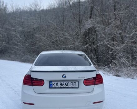 Белый БМВ 3 Серия, объемом двигателя 2 л и пробегом 250 тыс. км за 12000 $, фото 1 на Automoto.ua
