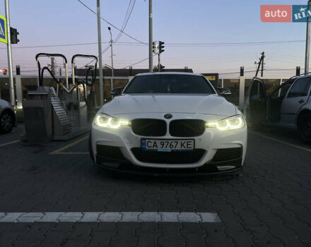 БМВ 3 Серия 2012 в Киеве на Automoto.ua Белый БМВ 3 Серия, объемом двигателя 2 л и пробегом 245 тыс. км за 13500 $, фото 8 на Automoto.ua