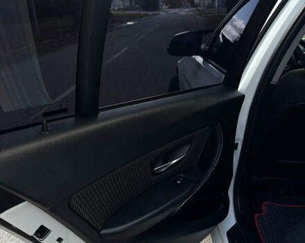 Білий БМВ 3 Серія, об'ємом двигуна 2 л та пробігом 306 тис. км за 11500 $, фото 13 на Automoto.ua