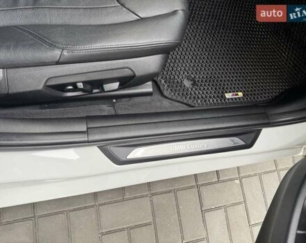 Белый БМВ 3 Серия, объемом двигателя 2 л и пробегом 74 тыс. км за 17000 $, фото 13 на Automoto.ua