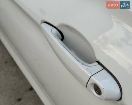 Белый БМВ 3 Серия, объемом двигателя 2 л и пробегом 157 тыс. км за 11900 $, фото 21 на Automoto.ua
