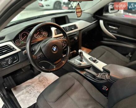 БМВ 3 Серия 2012 в Каменское - Днепродзержинск на Automoto.ua Белый БМВ 3 Серия, объемом двигателя 2 л и пробегом 164 тыс. км за 11499 $, фото 11 на Automoto.ua