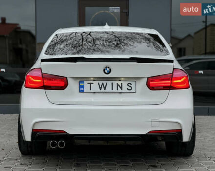 Белый БМВ 3 Серия, объемом двигателя 2 л и пробегом 191 тыс. км за 13900 $, фото 4 на Automoto.ua
