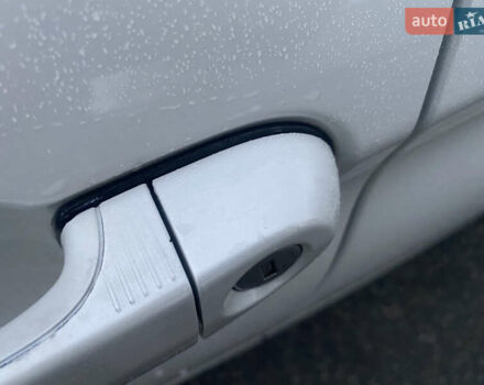 Білий БМВ 3 Серія, об'ємом двигуна 3 л та пробігом 198 тис. км за 14500 $, фото 25 на Automoto.ua