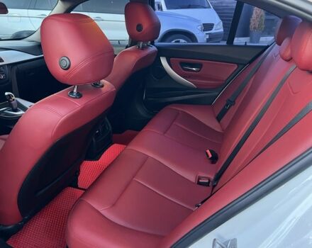 Белый БМВ 3 Серия, объемом двигателя 2 л и пробегом 215 тыс. км за 12800 $, фото 5 на Automoto.ua