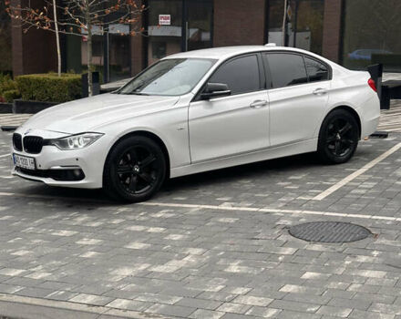 Белый БМВ 3 Серия, объемом двигателя 2 л и пробегом 367 тыс. км за 11000 $, фото 3 на Automoto.ua