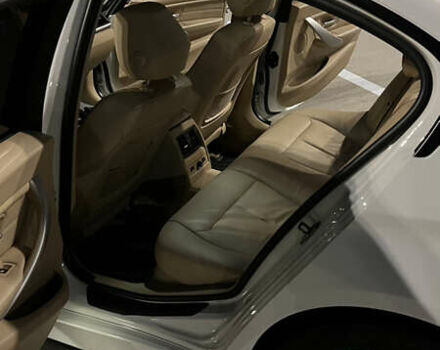 Белый БМВ 3 Серия, объемом двигателя 2 л и пробегом 243 тыс. км за 13000 $, фото 9 на Automoto.ua