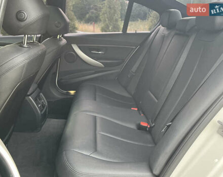 Білий БМВ 3 Серія, об'ємом двигуна 2 л та пробігом 188 тис. км за 13200 $, фото 15 на Automoto.ua
