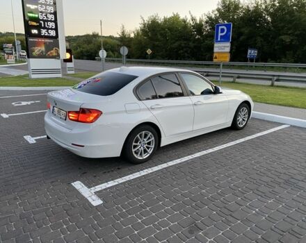 Белый БМВ 3 Серия, объемом двигателя 2 л и пробегом 200 тыс. км за 11000 $, фото 2 на Automoto.ua