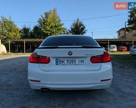 Белый БМВ 3 Серия, объемом двигателя 2 л и пробегом 240 тыс. км за 12500 $, фото 2 на Automoto.ua