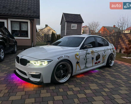 Белый БМВ 3 Серия, объемом двигателя 2 л и пробегом 222 тыс. км за 15000 $, фото 8 на Automoto.ua