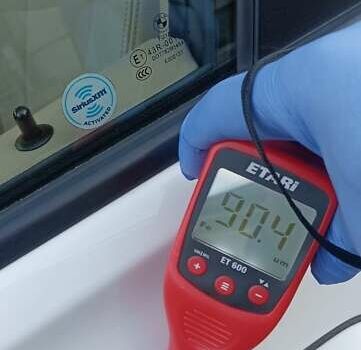 Білий БМВ 3 Серія, об'ємом двигуна 2 л та пробігом 189 тис. км за 15500 $, фото 95 на Automoto.ua