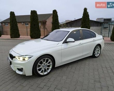 Белый БМВ 3 Серия, объемом двигателя 2 л и пробегом 190 тыс. км за 13500 $, фото 4 на Automoto.ua