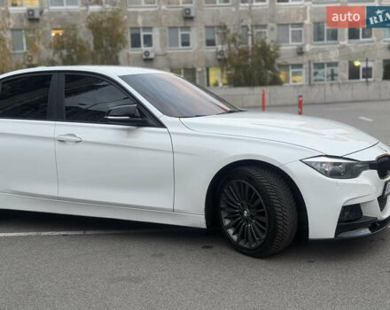 БМВ 3 Серия 2013 в Киеве на Automoto.ua Белый БМВ 3 Серия, объемом двигателя 2 л и пробегом 229 тыс. км за 11300 $, фото 10 на Automoto.ua