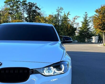 Белый БМВ 3 Серия, объемом двигателя 2 л и пробегом 215 тыс. км за 13499 $, фото 8 на Automoto.ua