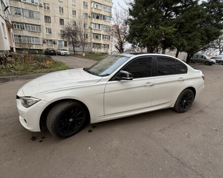 Білий БМВ 3 Серія, об'ємом двигуна 2 л та пробігом 350 тис. км за 12500 $, фото 1 на Automoto.ua