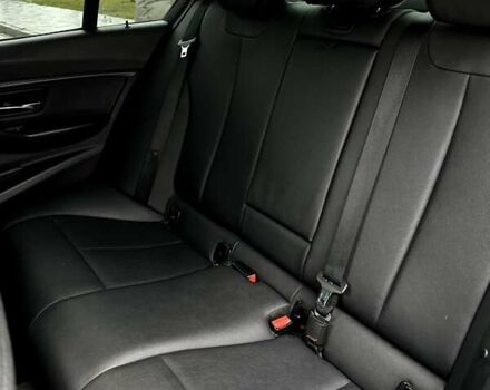 Білий БМВ 3 Серія, об'ємом двигуна 2 л та пробігом 330 тис. км за 13400 $, фото 36 на Automoto.ua