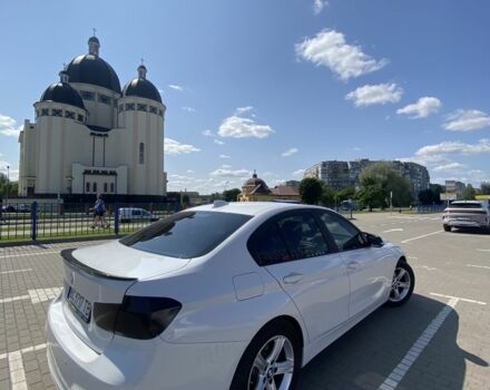 Белый БМВ 3 Серия, объемом двигателя 2 л и пробегом 170 тыс. км за 12800 $, фото 8 на Automoto.ua