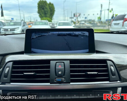 Белый БМВ 3 Серия, объемом двигателя 3 л и пробегом 217 тыс. км за 13800 $, фото 12 на Automoto.ua