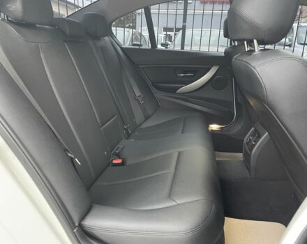 Белый БМВ 3 Серия, объемом двигателя 2 л и пробегом 219 тыс. км за 11000 $, фото 11 на Automoto.ua