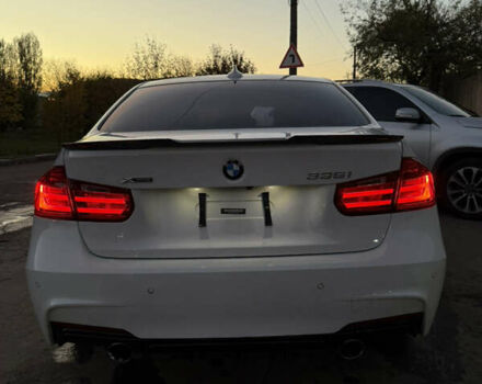 Белый БМВ 3 Серия, объемом двигателя 3 л и пробегом 184 тыс. км за 17000 $, фото 4 на Automoto.ua