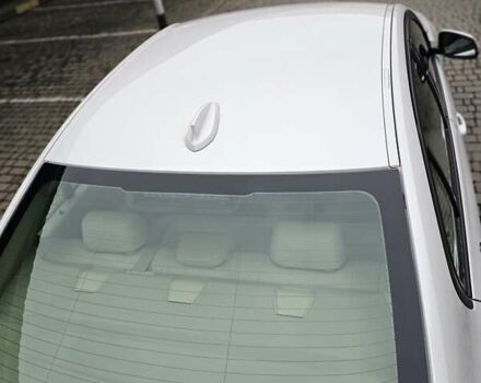 Белый БМВ 3 Серия, объемом двигателя 2 л и пробегом 97 тыс. км за 17300 $, фото 52 на Automoto.ua