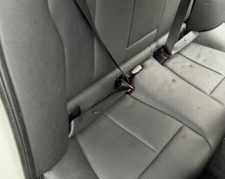 Білий БМВ 3 Серія, об'ємом двигуна 2 л та пробігом 198 тис. км за 12499 $, фото 11 на Automoto.ua