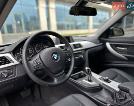 Белый БМВ 3 Серия, объемом двигателя 2 л и пробегом 110 тыс. км за 13300 $, фото 19 на Automoto.ua