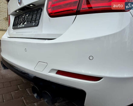 Белый БМВ 3 Серия, объемом двигателя 2 л и пробегом 175 тыс. км за 13999 $, фото 34 на Automoto.ua