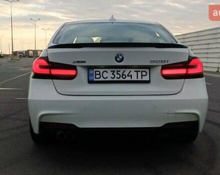 Білий БМВ 3 Серія, об'ємом двигуна 2 л та пробігом 189 тис. км за 15500 $, фото 13 на Automoto.ua