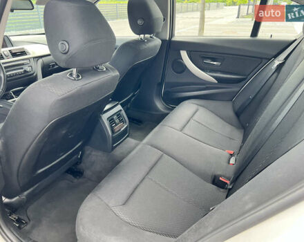 Белый БМВ 3 Серия, объемом двигателя 2 л и пробегом 145 тыс. км за 17700 $, фото 30 на Automoto.ua