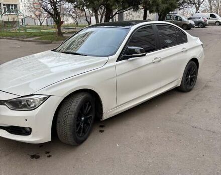 Белый БМВ 3 Серия, объемом двигателя 2 л и пробегом 350 тыс. км за 12500 $, фото 3 на Automoto.ua