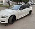 Белый БМВ 3 Серия, объемом двигателя 2 л и пробегом 350 тыс. км за 12500 $, фото 3 на Automoto.ua