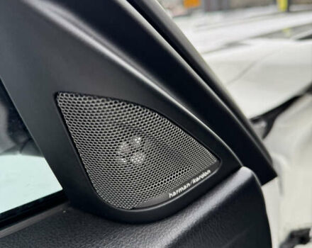 Білий БМВ 3 Серія, об'ємом двигуна 2 л та пробігом 243 тис. км за 16400 $, фото 26 на Automoto.ua