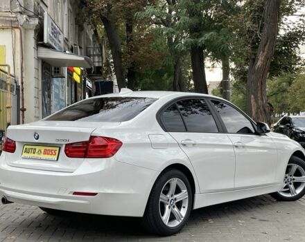 Белый БМВ 3 Серия, объемом двигателя 2 л и пробегом 219 тыс. км за 11000 $, фото 5 на Automoto.ua