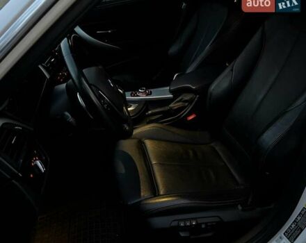 Белый БМВ 3 Серия, объемом двигателя 3 л и пробегом 185 тыс. км за 15500 $, фото 7 на Automoto.ua