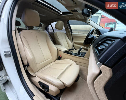 Белый БМВ 3 Серия, объемом двигателя 2 л и пробегом 200 тыс. км за 12000 $, фото 23 на Automoto.ua