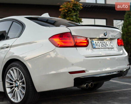 Белый БМВ 3 Серия, объемом двигателя 2 л и пробегом 140 тыс. км за 12500 $, фото 8 на Automoto.ua