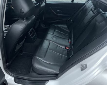 Белый БМВ 3 Серия, объемом двигателя 2 л и пробегом 239 тыс. км за 9650 $, фото 7 на Automoto.ua