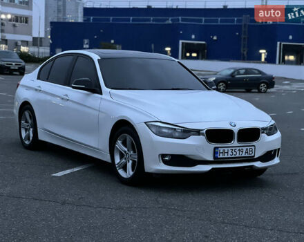 БМВ 3 Серия 2013 в Киеве на Automoto.ua Белый БМВ 3 Серия, объемом двигателя 2 л и пробегом 129 тыс. км за 11700 $, фото 12 на Automoto.ua