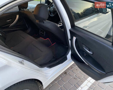 Білий БМВ 3 Серія, об'ємом двигуна 2 л та пробігом 200 тис. км за 11000 $, фото 13 на Automoto.ua