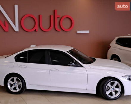 Белый БМВ 3 Серия, объемом двигателя 2 л и пробегом 245 тыс. км за 14500 $, фото 7 на Automoto.ua