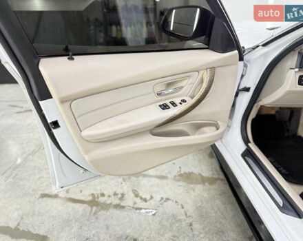 Белый БМВ 3 Серия, объемом двигателя 2 л и пробегом 209 тыс. км за 13999 $, фото 34 на Automoto.ua