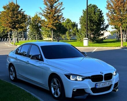 Белый БМВ 3 Серия, объемом двигателя 2 л и пробегом 215 тыс. км за 13499 $, фото 6 на Automoto.ua