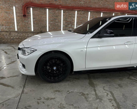 Белый БМВ 3 Серия, объемом двигателя 2 л и пробегом 209 тыс. км за 13999 $, фото 22 на Automoto.ua